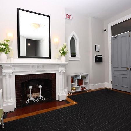 Stylish Newbury Street Studio, #11 Διαμέρισμα Βοστώνη Εξωτερικό φωτογραφία